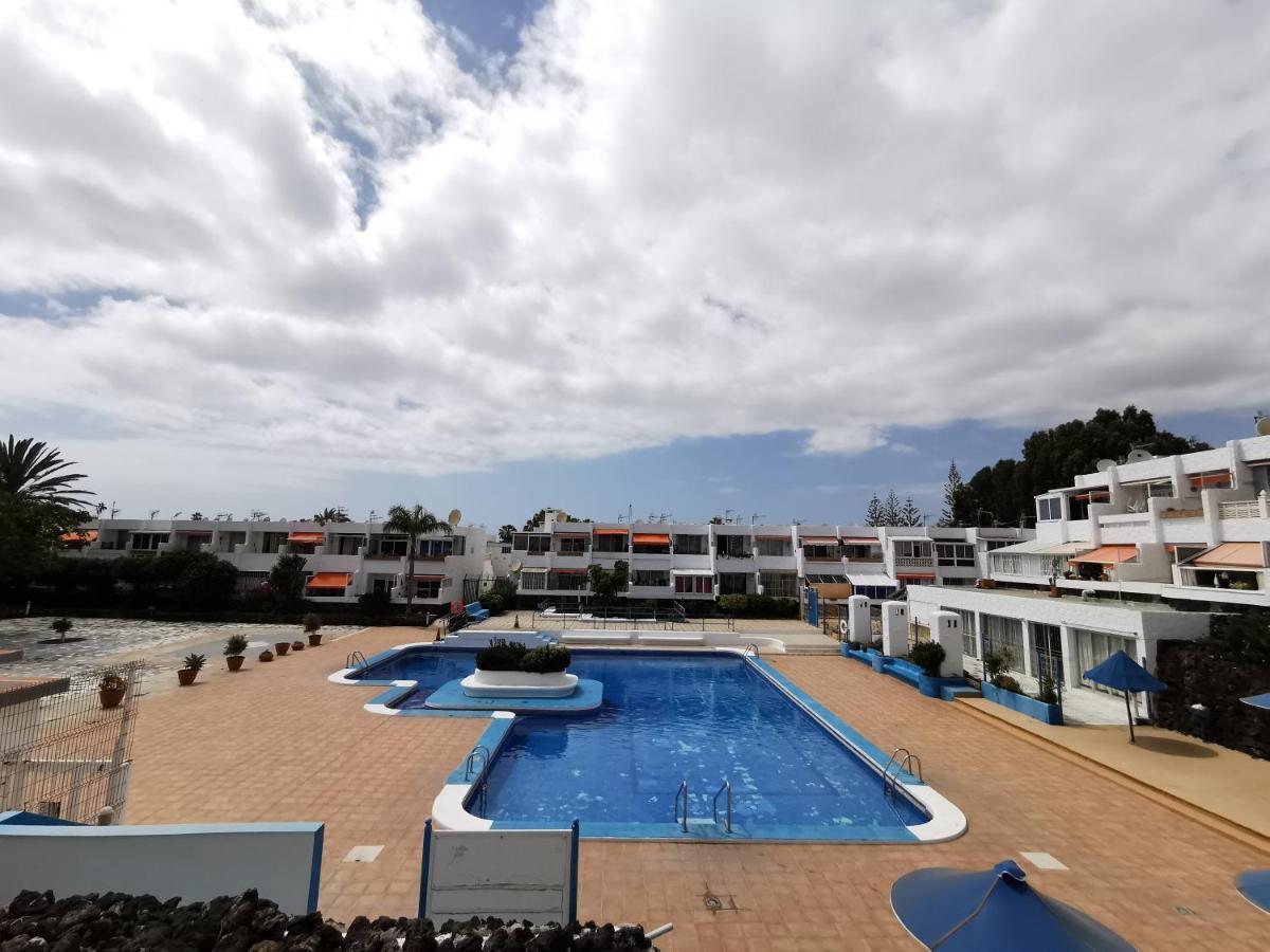 Sunny Apt With Terrace Coastal Area South Arona Arona  Esterno foto