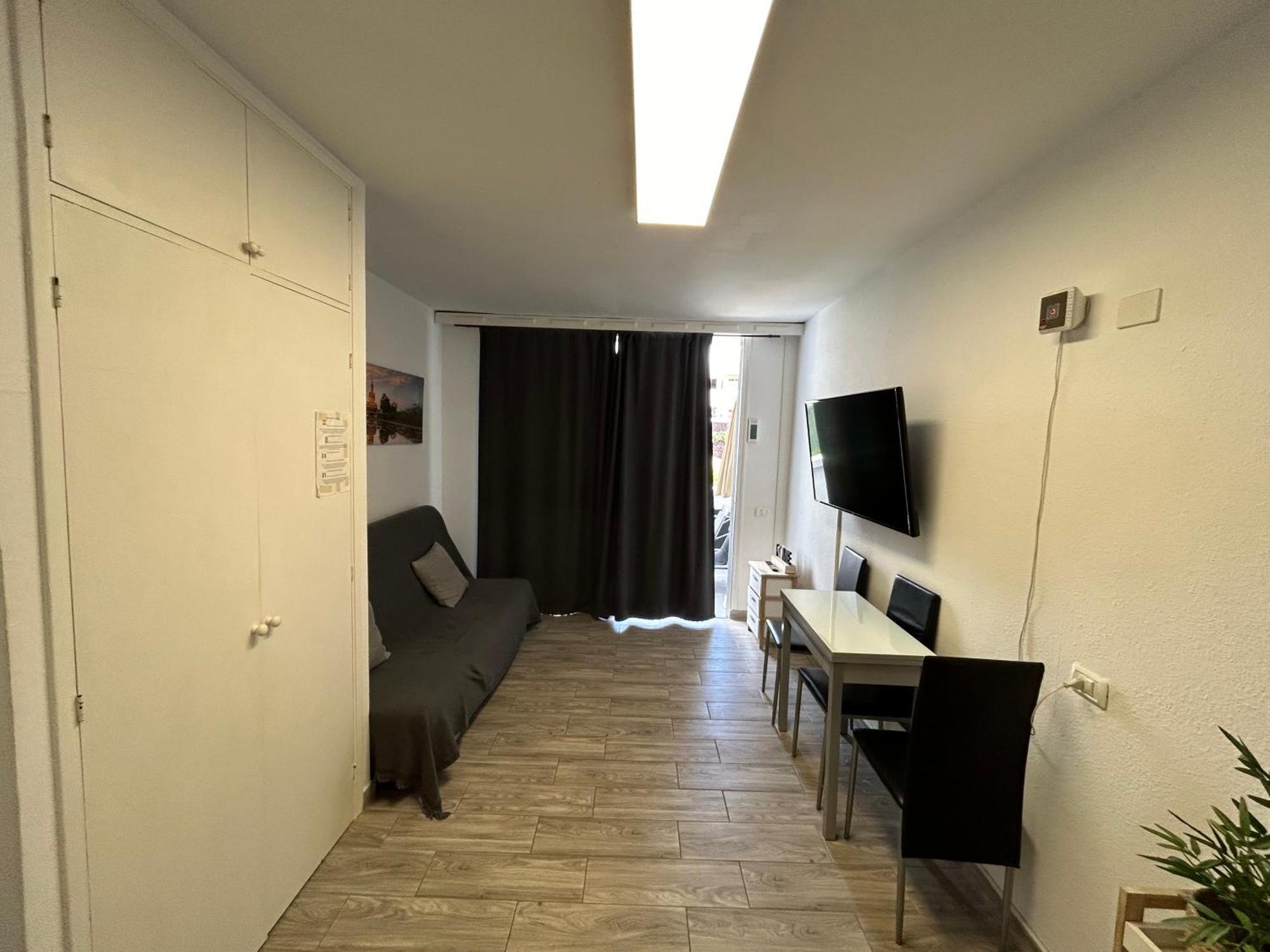 Sunny Apt With Terrace Coastal Area South Arona Arona  Esterno foto
